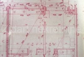 Lep stan kod Voždovačke crkve 60m2, renoviran, Voždovac, Wohnung