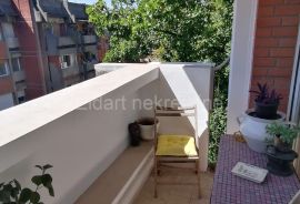 Lep stan kod Voždovačke crkve 60m2, renoviran, Voždovac, Wohnung