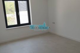 LUKSUZNI DVOETAŽNI STAN U CRIKVENICI SA BAZENOM, LIFTOM, Crikvenica, Appartment