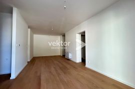 Kostrena, 3-soban s dnevnim boravkom i vrtom, novogradnja, Kostrena, Appartment