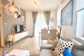 Stan na odličnoj lokaciji u Novigradu, Istra, Novigrad, Apartamento