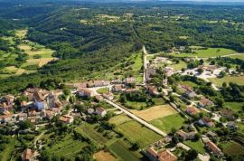 ISTRA, TINJAN - Građevinska parcela okružena zelenilom!, Tinjan, Arazi