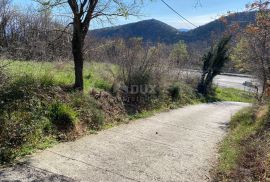 CRIKVENICA, BRIBIR - građevinsko zemljište 676 m2 uz asfaltiranu cestu za stambenu zgradu - stanove / apartmane / obiteljsku kuću / villu! PRILIKA!, Vinodolska Općina, Terra