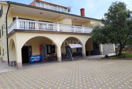 OTOK KRK, MALINSKA - kuća za turizam, Malinska-Dubašnica, Casa