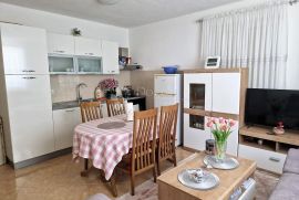 APARTMAN U CENTRU MAKARSKE, Makarska, Kвартира