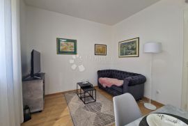 Novouređeni 2S+db  na odličnoj lokaciji, Rijeka, Apartamento