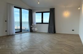 PENTHOUSE Crikvenica 3 red od mora, Crikvenica, Appartment