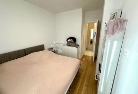 Eskluzivan stan u Omišu!Blizina mora!, Omiš, Apartamento