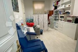 Centar-103m2 -5skl ,uredno blizina Zagrada, Rijeka, Apartamento