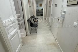 Centar-103m2 -5skl ,uredno blizina Zagrada, Rijeka, Appartement