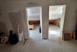 ŠILO, 2 APARTMANA 200 METARA  OD MORA, Dobrinj, Appartement