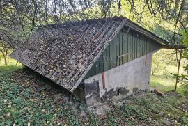 Zemljište s legaliziranom pomoćnom zgradom, Sveti Ilija, Terreno