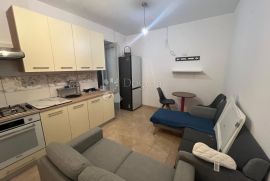 Rijeka centar 2S+DB adaptiran stan blizu fakutelta, Rijeka, Appartment