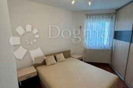 STAN VISOKE KVALITETE MOŽE BITI VAŠ !!, Maksimir, Appartement