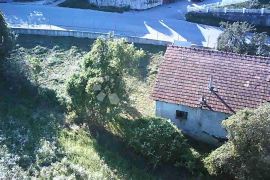 Drvena hrastova kuća 120m² za renovaciju sa dvorištem, Krapina - Okolica, House