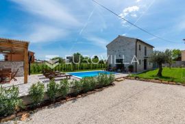 Istra, Poreč prekrasna kamena vila s bazenom 133 m2, Poreč, بيت