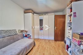 Srdoči, uredan 3-soban stan s lođom, pogled, Rijeka, Appartment