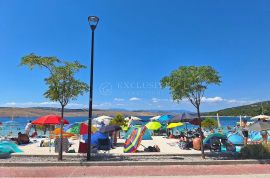 JADRANOVO - KUĆA 500 M OD PLAŽE! PRILIKA!, Crikvenica, Kuća