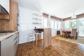 Zagreb, Hercegovačka, prekrasan četverosoban stan NKP 156 m2, Zagreb, Appartement