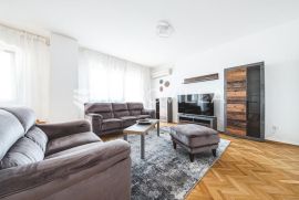 Zagreb, Hercegovačka, prekrasan četverosoban stan NKP 156 m2, Zagreb, Flat