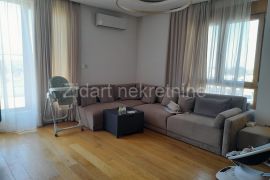 Zvezdara, Lux stan 90m2+ 22m2 terasa kod Kluza, Zvezdara, Διαμέρισμα