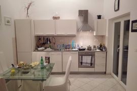 Apartman 2S+DB 200m od mora!, Brtonigla, Διαμέρισμα