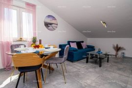 Stan Medulin. Moderan apartman sa velikom terasom i pogledom na more, Medulin, Appartment