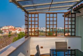 Penthouse Vidikovac, POGLED MORE!!, Pula, شقة