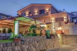 PAG -  hotel 278m2 prvi red do mora s panoramskim pogledom, HITNA PRODAJA, Pag, Εμπορικά ακίνητα