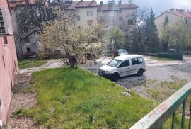 SRDOČI - građevinsko zemljište u centru 1876m2 + 2 objekta 150m2+200m2 za poslovno- stambenu zgradu– stanove, Rijeka, Land