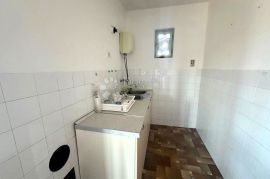 SAMO U NAŠOJ PONUDI! ETAŽA KUĆE NA TOP LOKACIJI!, Labin, Apartamento