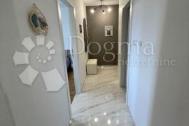 STAN ZA DUGOROČNI NAJAM - RABAC, Labin, Appartement