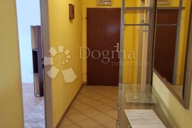 Apartman 50m do mora, Crikvenica, Kвартира