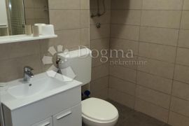 Apartman 50m do mora, Crikvenica, Appartment