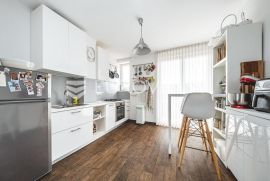 Zagreb, Martićeva, funkiconalan dvosoban stan na trećem katu NKP 67 m2, Zagreb, Appartamento