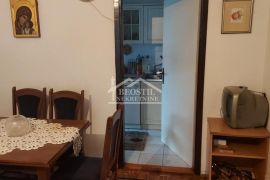 Voždovac - Darvinova pošta - 1.5 ID#22028, Voždovac, Wohnung