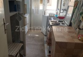 Zemun polje, 2.0, 52m2(2T), sa velikim podrumom, Zemun, Appartamento