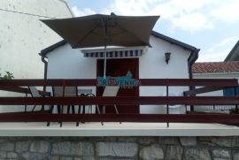 PRILIKA - KUĆA U JADRANOVU - 500m od glavne plaže, Crikvenica, House