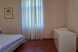 OPATIJA, CENTAR- Luksuzan stan od 180 m2 s pogledom na more i 4 parkirna mjesta, Opatija, Wohnung