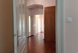 OPATIJA, CENTAR- Luksuzan stan od 180 m2 s pogledom na more i 4 parkirna mjesta, Opatija, Appartement