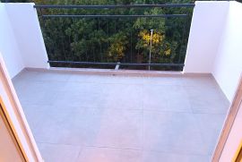 CRIKVENICA - NOVOUREĐENI STAN U CRIKVENICI, 27 m2, Crikvenica, Appartement