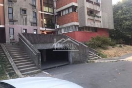 Novi Beograd - Blok 29 - 15m2 ID#22136, Novi Beograd, Garagem