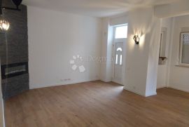 Opatija -153m2,4skl u villi kompletno adaptiran, Opatija, شقة