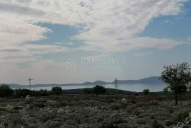 OTOK CRES - POLJOPRIVREDNO ZEMLJIŠTE S OGROMNIM POTENCIJALOM!!!SAMO KOD NAS!!!, Mali Lošinj, Terrain