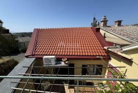 BRIBIR- dvojna kamena kuća, 126 m2, UREĐENA I NAMJEŠTENA!!!, Vinodolska Općina, Famiglia