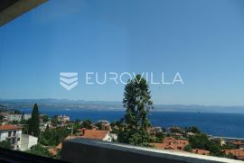 Lovran, novogradnja, penthouse NKP 204,78m2, panoramski pogled, Lovran, شقة