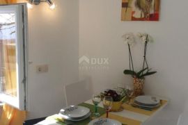 OPATIJA, CENTAR - stan s terasom i pogledom na more! PRILIKA!, Opatija, Appartment