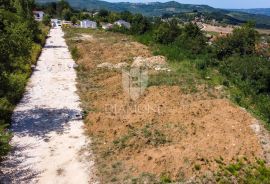 Zemljište na mirnoj lokaciji sa prekrasnim pogledom!, Motovun, Terreno