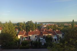 Prodaje se stan u naselju Červar - Porat, Poreč / Istra, Poreč, Kвартира