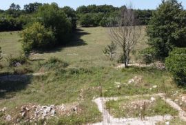 Građevinsko zemljište Građevinsko i poljoprivredno zemljište, Juršići, Svetvinčenat, Terrain